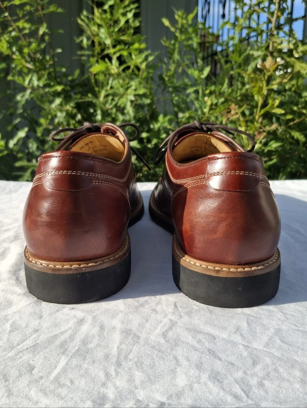 Johnston & Murphy Men's Barlow Plain Toe Derby Style Brown Leather Oxfords 9.5